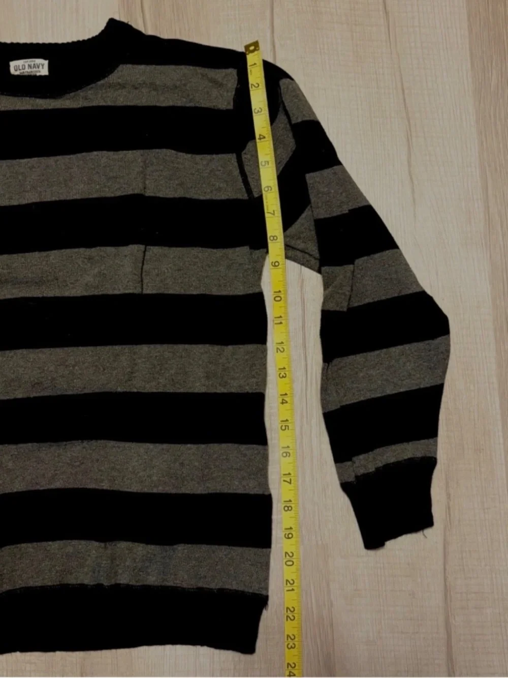 Old Navy Y2K Black & Gray Wide Striped Chunky Knit Crewneck Sweater Youth XL